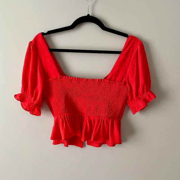 Leche Red Button Crop Top - Picture 4 of 5